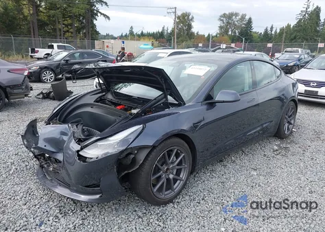 2021 Tesla Model 3 Long Range Dual Motor All-Wheel Drive z USA, uszkodzony, nr VIN 5YJ3E1EB4MF068002